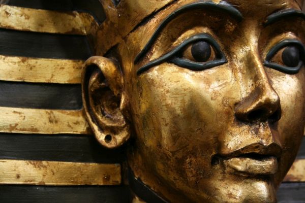 Кой ли е този цар Тутанкамон?